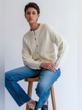 Textured Cable Crewneck esme Cardigan - Cream Demylee New York